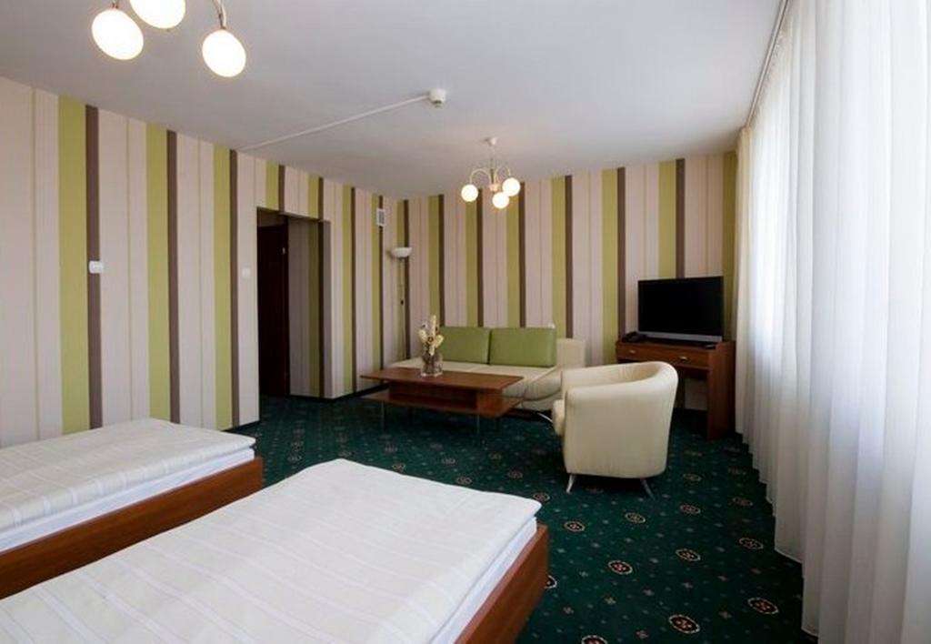 Hotel Naramowice Poznań Eksteriør billede